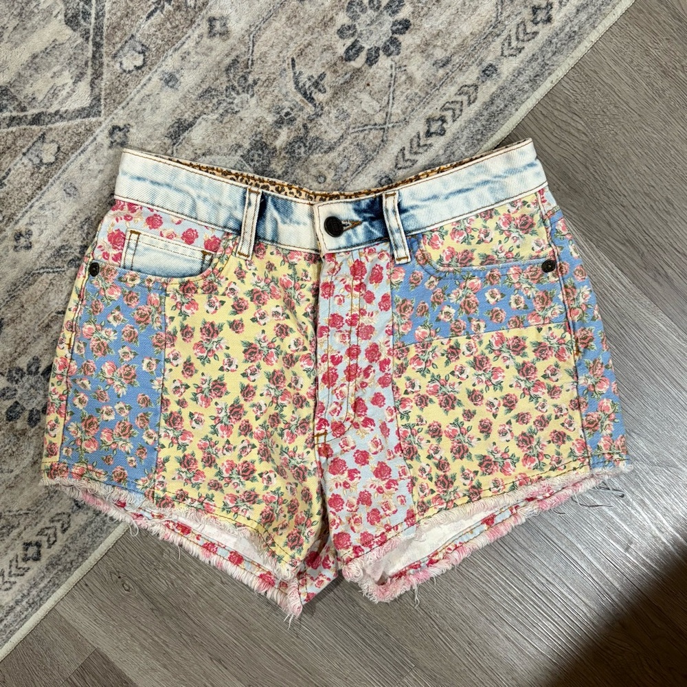 Farm rio floral shorts size 26 Anthropologie